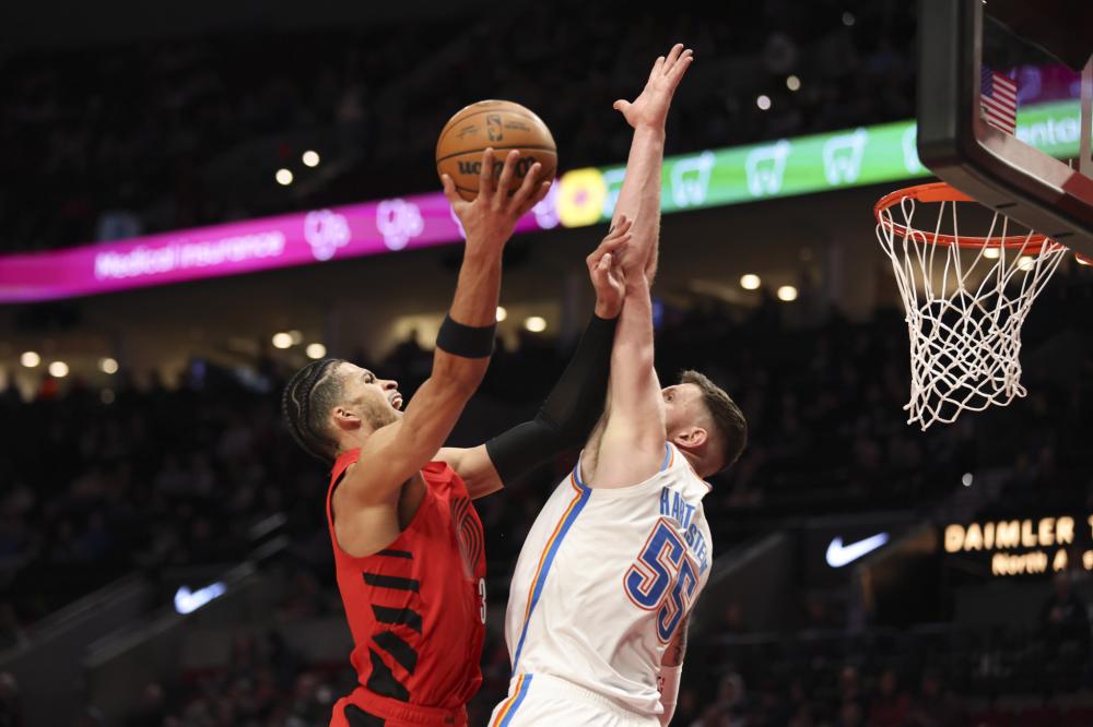 更是彼此认 更是彼此认